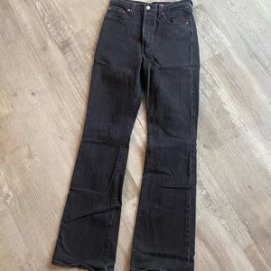 Women’s Levi’s black bootcut jeans